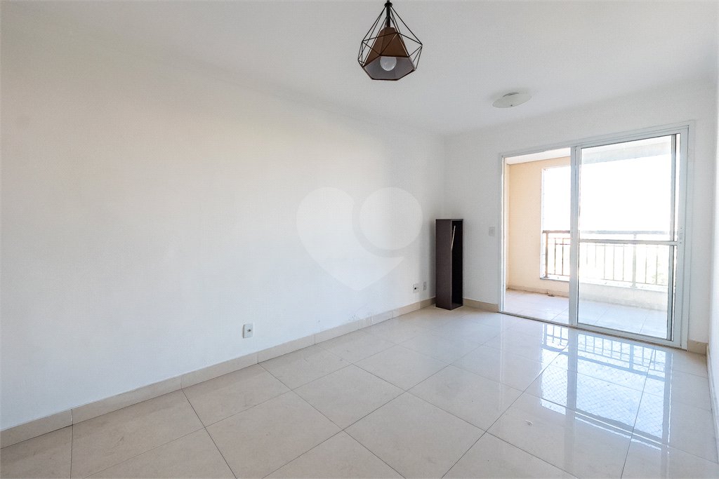 Apartamento à venda com 3 quartos, sendo 1 suíte, em Jardim Parque Morumbi, São Paulo, SP