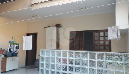 Sobrado à venda com 3 quartos, sendo 1 suíte,  em Jardim Sul, São José dos Campos, SP