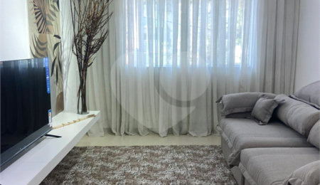 Sobrado à venda com 3 quartos, sendo 1 suíte,  em Vila Pires, Santo André, SP