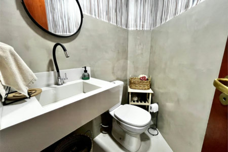 Casa à venda com 4 suítes em Vila Mazarino, Itapetininga, SP