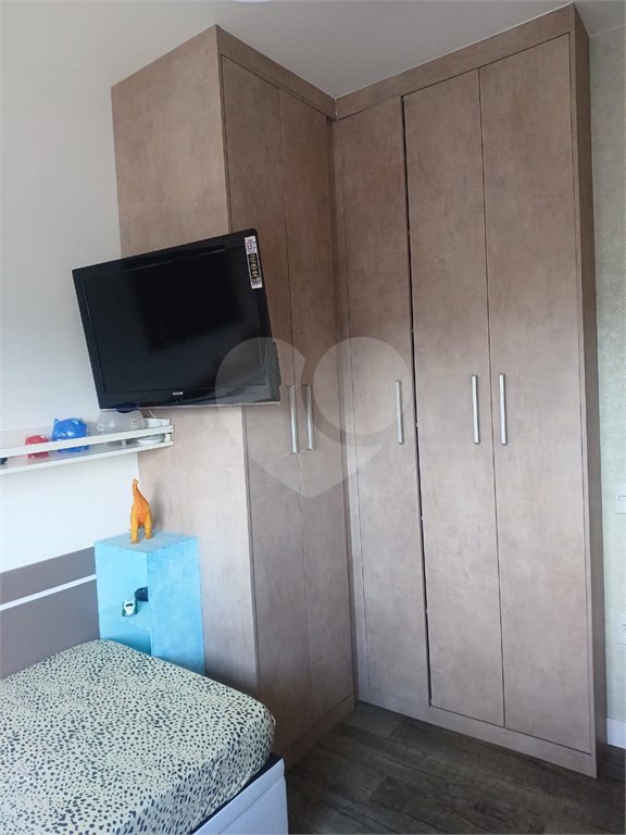 Apartamento à venda com 3 quartos, sendo 1 suíte,  em Vila Vitória, Mogi das Cruzes, SP