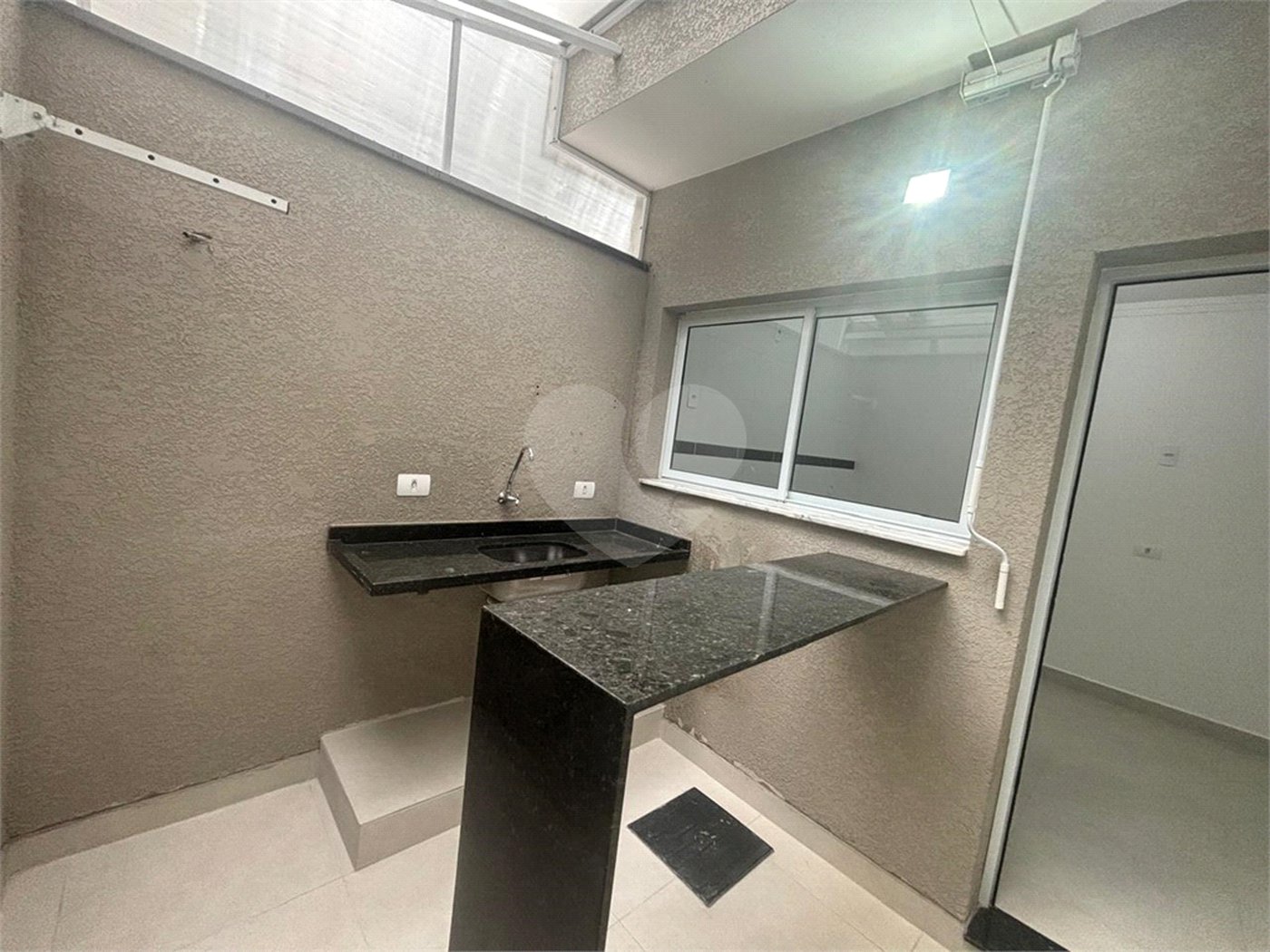 Casa à venda com 2 quartos no condomínio Village Caprese, Sorocaba - SP