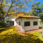 Casa à venda com 4 quartos, sendo 2 suítes, no condomínio Alpes da Cantareira, Mairiporã - SP