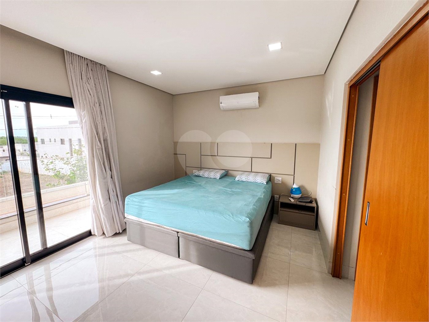 Casa à venda com 4 quartos, sendo 2 suítes, no condomínio Belvedere 2, Cuiabá - MT