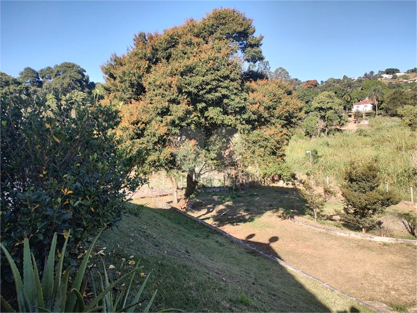 Chácara à venda com 4 quartos, sendo 1 suíte, em Chácaras Fernão Dias, Atibaia, SP