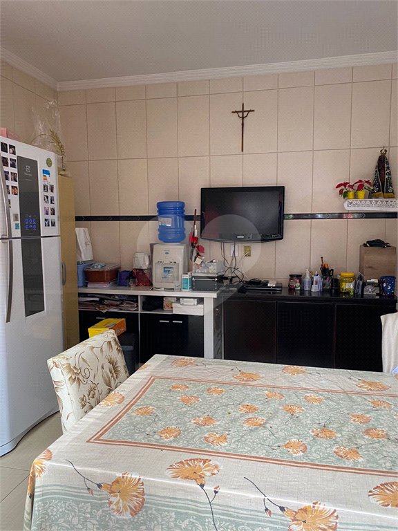 Sobrado à venda com 3 quartos, sendo 1 suíte, em Vila Augusta, Guarulhos, SP