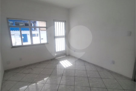 Casa Térrea à venda com 2 quartos, sendo 1 suíte, em Campo Grande, Rio de Janeiro, RJ
