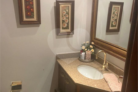 Apartamento à venda com 3 suítes em Jardim Londrina, São Paulo, SP