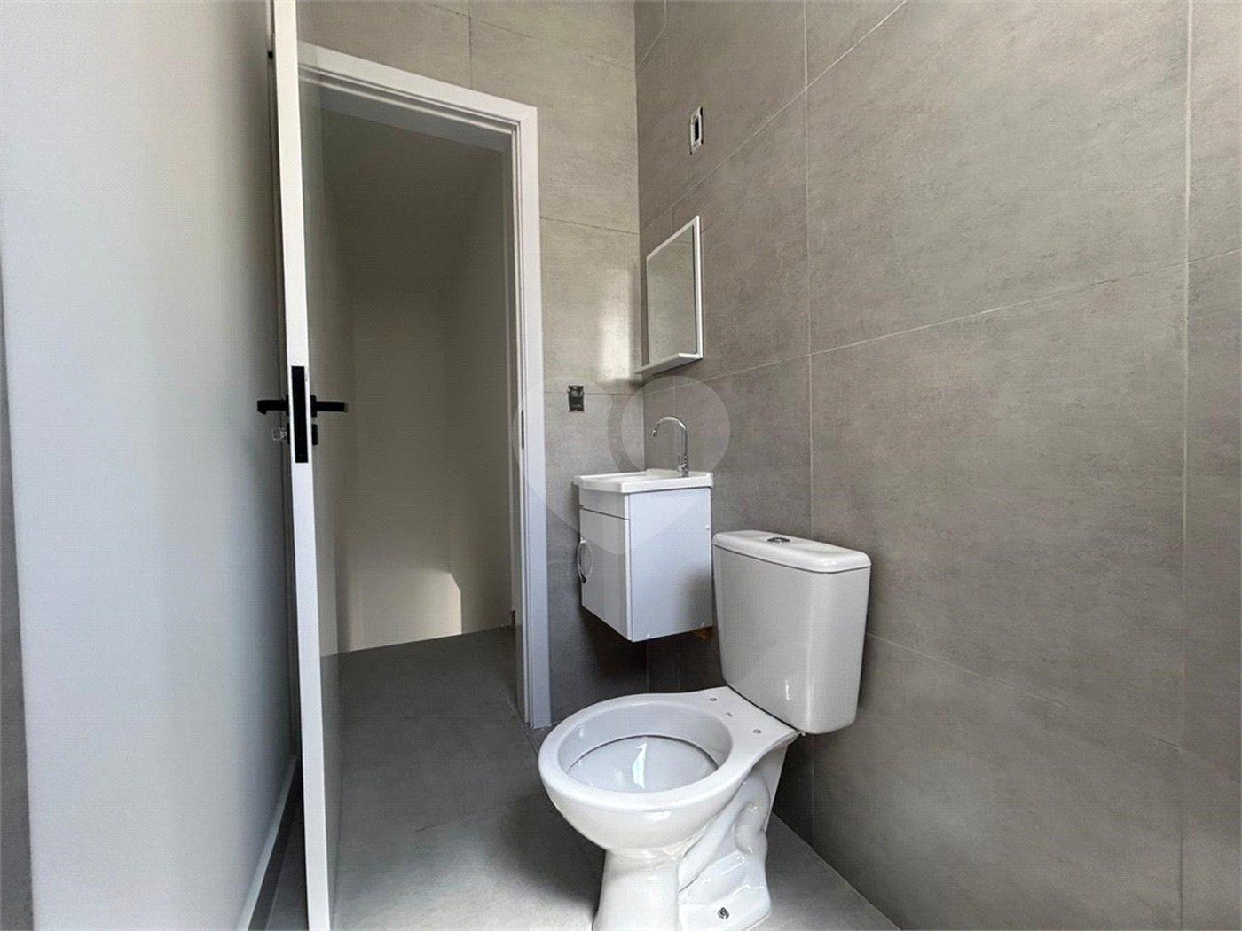 Casa de Vila à venda com 2 quartos em Jardim Europa, Sorocaba, SP