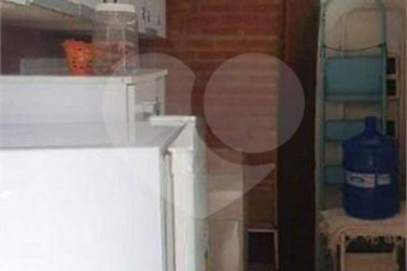 Casa à venda com 3 quartos, sendo 1 suíte, no condomínio Terras de São Francisco, Vinhedo - SP