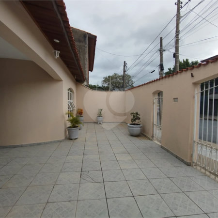 Casa à venda com 3 quartos, sendo 1 suíte, em Jardim Leocádia, Sorocaba, SP