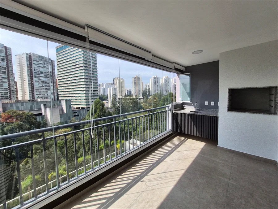 Apartamento à venda com 4 quartos, sendo 2 suítes, em Jardim Vazani, São Paulo - SP