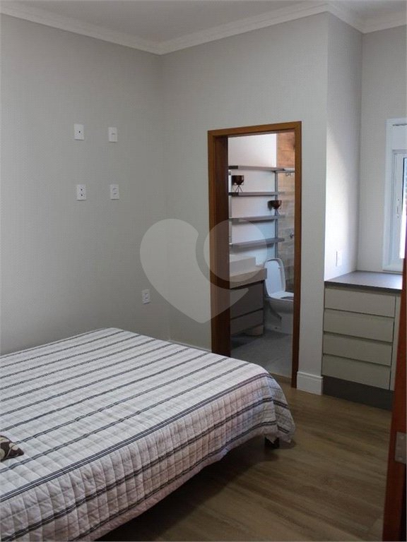 Casa à venda com 3 quartos, sendo 2 suítes, no condomínio Residencial Mantova, Indaiatuba - SP