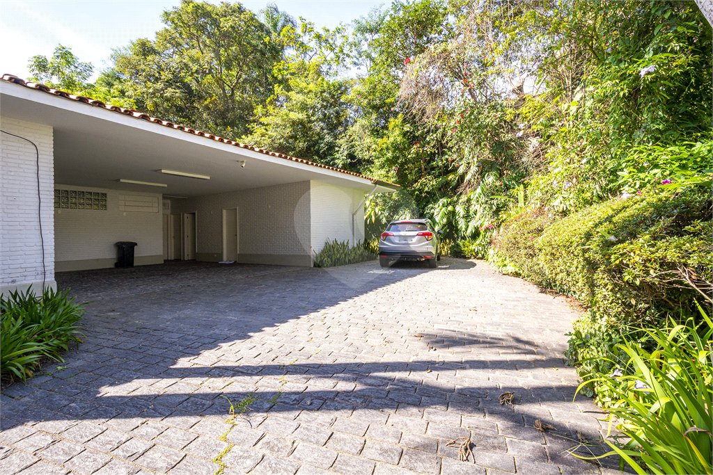 Casa à venda com 4 suítes no condomínio Chácara Flora, São Paulo - SP