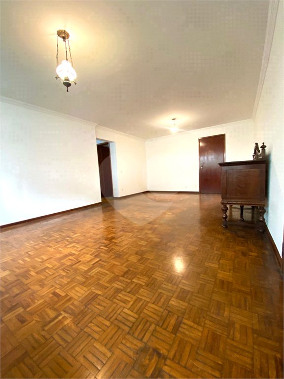 Apartamento à venda ou para alugar com 4 quartos, sendo 1 suíte, em Itaim Bibi, São Paulo, SP