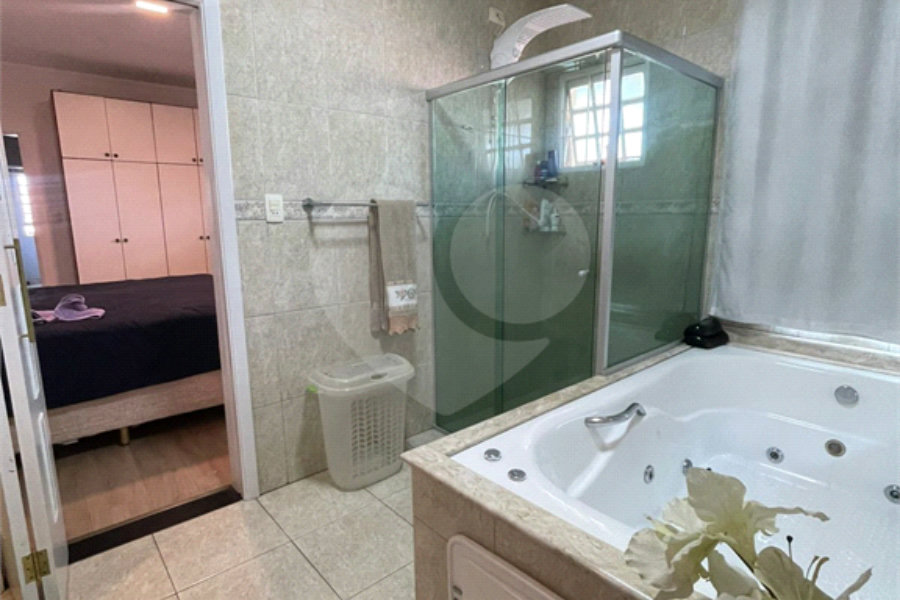 Casa à venda ou para alugar com 4 suítes em Freguesia do Ó, São Paulo, SP