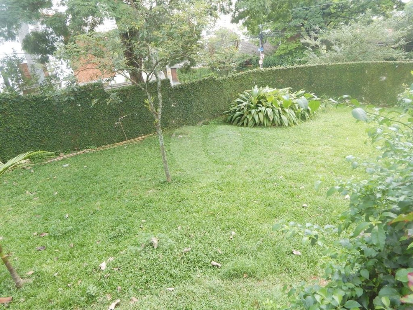 Casa Térrea à venda com 3 suítes em Jardim Prudência, São Paulo, SP
