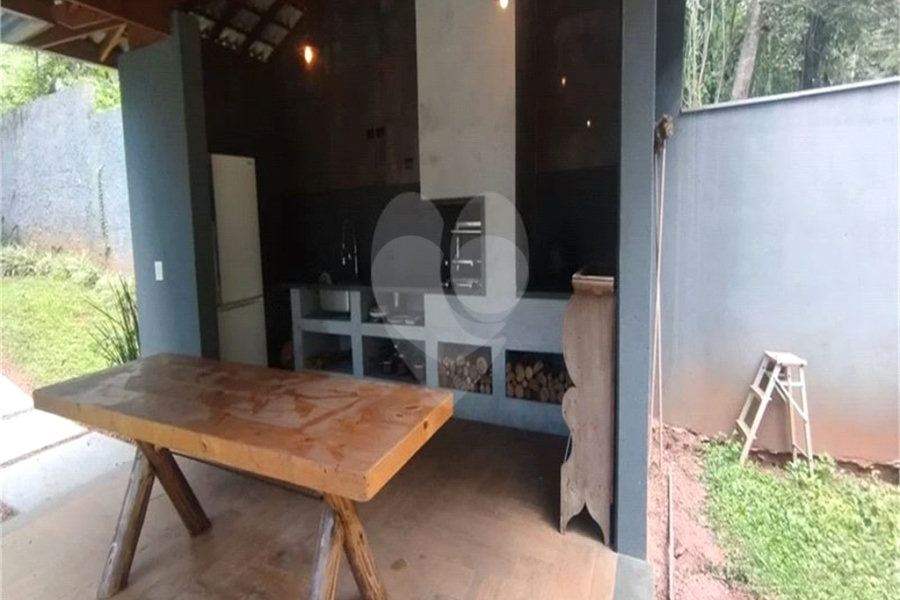 Casa à venda com 3 suítes no condomínio Sausalito, Mairiporã - SP