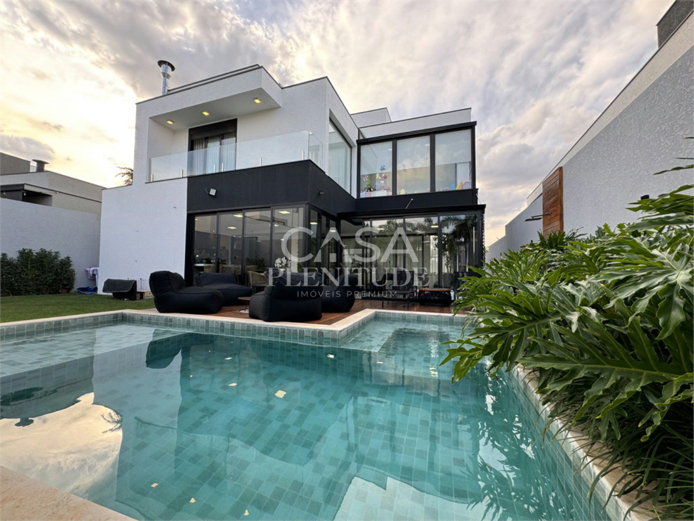 Casa em condomínio à venda com 3 suítes em Alphaville Nova Esplanada, Votorantim, SP