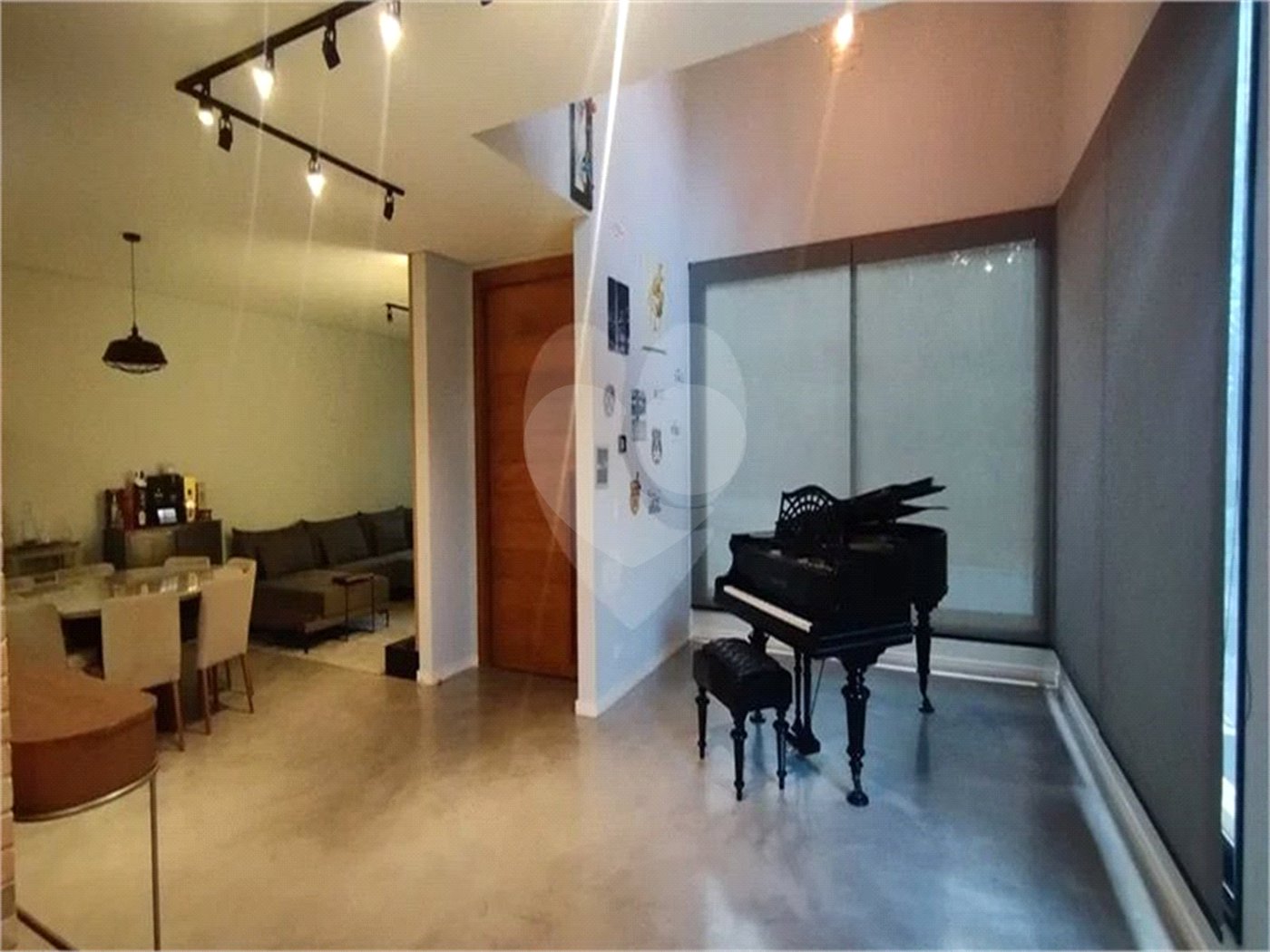 Casa à venda com 3 suítes no condomínio Sausalito, Mairiporã - SP