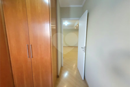 Apartamento para alugar com 3 quartos, sendo 1 suíte,  em Vila Hamburguesa, São Paulo, SP