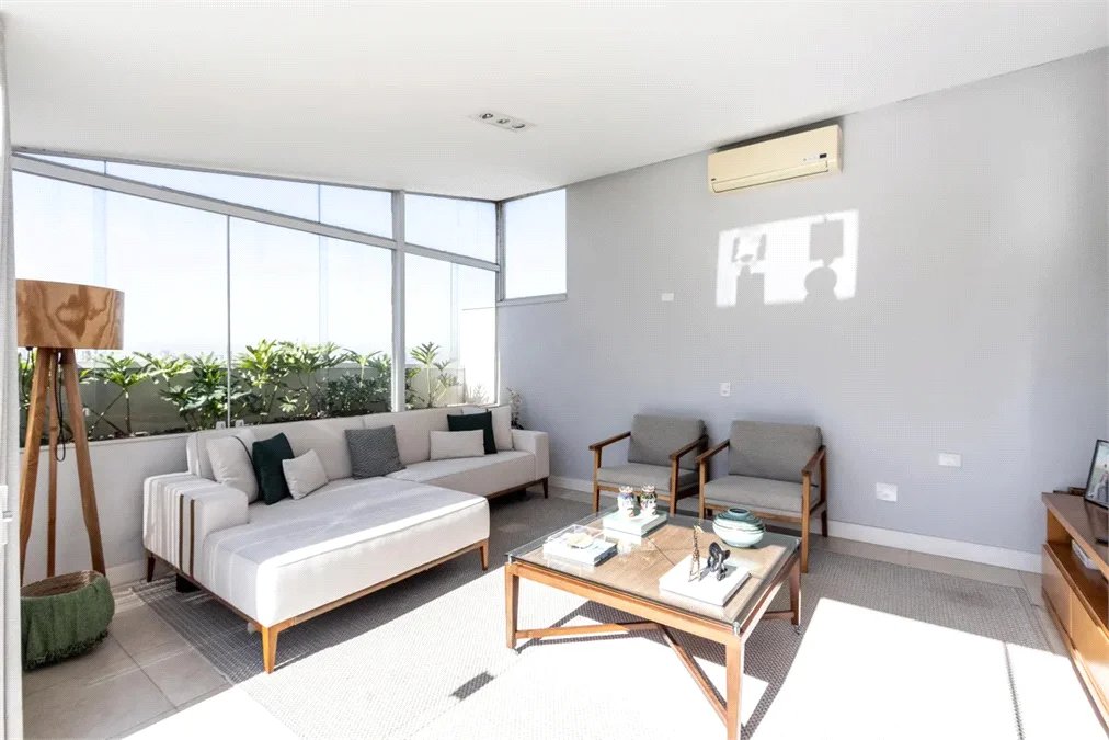 Cobertura à venda com 2 quartos, sendo 1 suíte, em Alto de Pinheiros, São Paulo, SP