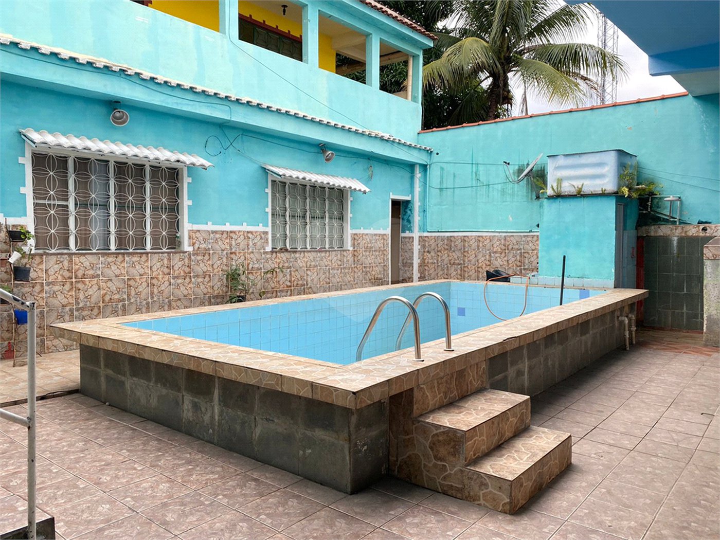 Casa à venda com 2 quartos, sendo 1 suíte, em Santíssimo, Rio de Janeiro, RJ