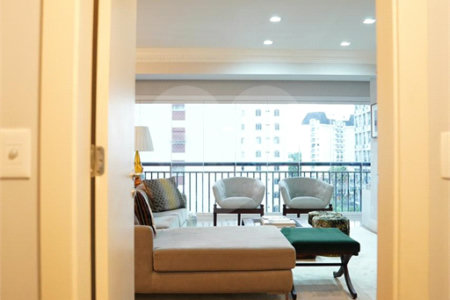 Apartamento à venda com 2 suítes em Itaim Bibi, São Paulo, SP
