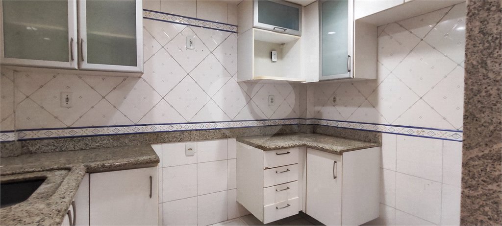 Casa de Vila à venda com 3 quartos, sendo 2 suítes, no condomínio Conjunto Archer José Higino, Rio de Janeiro - RJ