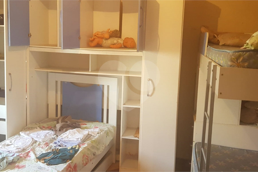 Sobrado à venda com 3 quartos, sendo 1 suíte, em Vila Nova Cachoeirinha, São Paulo, SP