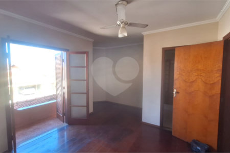 Casa à venda com 3 quartos, sendo 1 suíte, em Jardim Itanguá, Sorocaba, SP