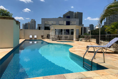 Apartamento à venda ou para alugar com 3 suítes em Vila Suzana, São Paulo, SP