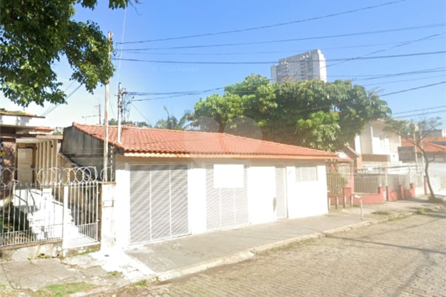 Casa Térrea à venda com 4 quartos, sendo 3 suítes, em Vila Galvão, Guarulhos, SP