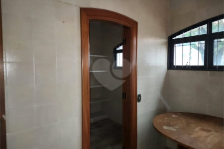 Sobrado à venda ou para alugar com 4 quartos, sendo 2 suítes, no Centro, Araraquara, SP