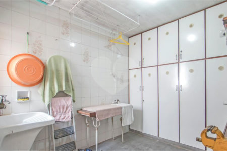 Sobrado à venda com 3 quartos em Cidade Monções, São Paulo, SP