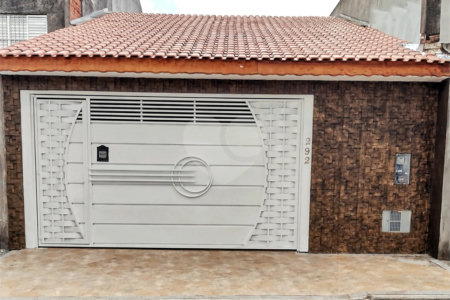 Casa Térrea à venda com 3 quartos, sendo 1 suíte, em Jardim Horto do Ipê, Itaquaquecetuba, SP
