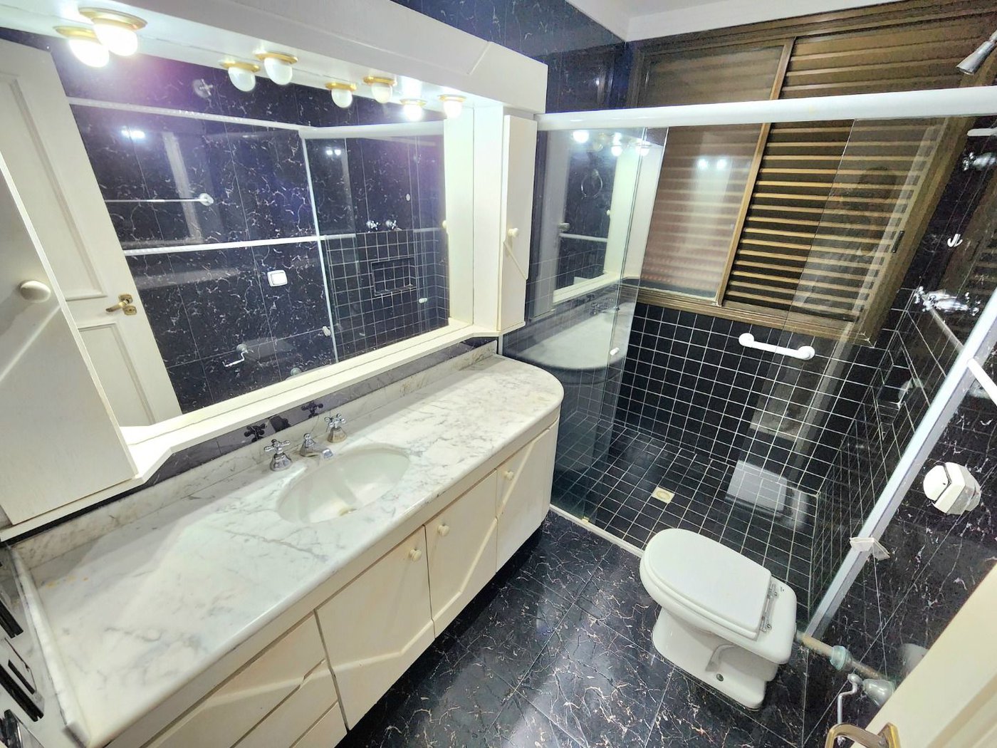 Apartamento com 3 dormitórios, 175 m² - venda por R$ 2.190.000,00 ou aluguel por R$ 9.900,00/mês - Gonzaga - Santos/SP