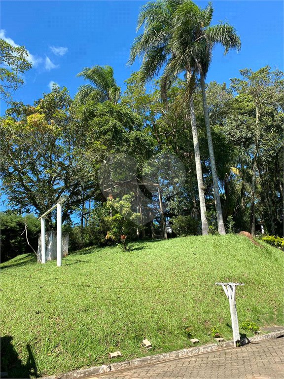Sítio à venda com 4 quartos, sendo 3 suítes, em Aguas de Igaratá, Igaratá, SP