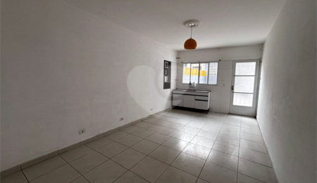 Sobrado à venda com 3 quartos em Vila Dom Pedro Ii, São Paulo, SP