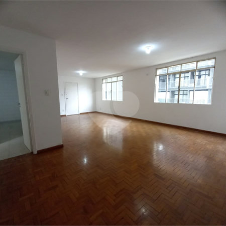 Apartamento à venda com 3 quartos, sendo 1 suíte, em Pinheiros, São Paulo, SP