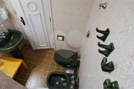 Apartamento à venda com 3 quartos, sendo 1 suíte, em MOEMA, São Paulo, SP
