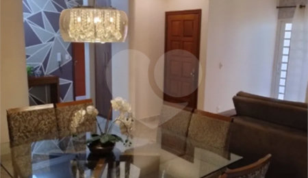 Sobrado à venda com 5 quartos, sendo 3 suítes,  em Ribeirânia, Ribeirão Preto, SP