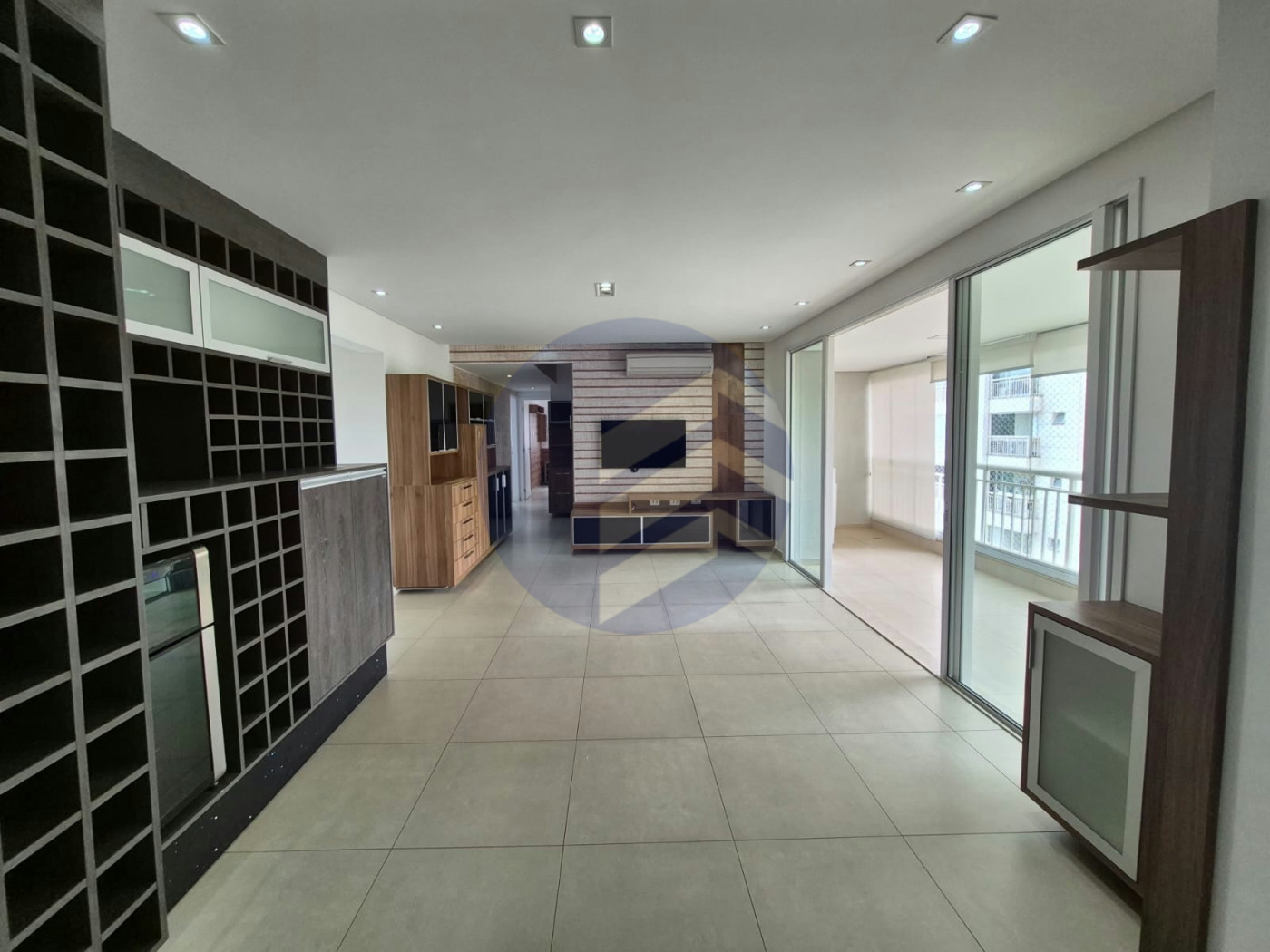 Apartamento à venda ou para alugar, 110m² com 2 quartos, sendo 1 suíte, escritório e  vagas Condomínio Paulistano, São Paulo - SP