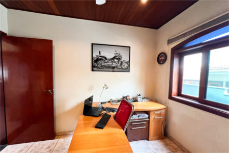 Casa à venda com 4 quartos, sendo 2 suítes,  no condomínio Villaggio Capriccio, Louveira - SP