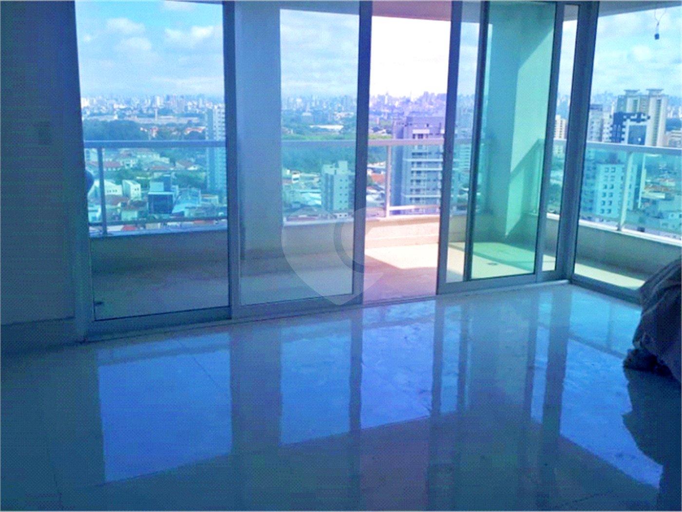 Apartamento à venda com 4 quartos, sendo 2 suítes,  em Santana, São Paulo, SP