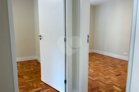 Apartamento à venda com 2 quartos em Indianópolis, São Paulo, SP