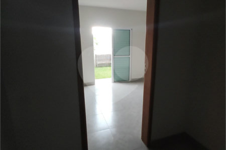 Casa Térrea à venda com 3 suítes em Jardim do Lago, Atibaia, SP