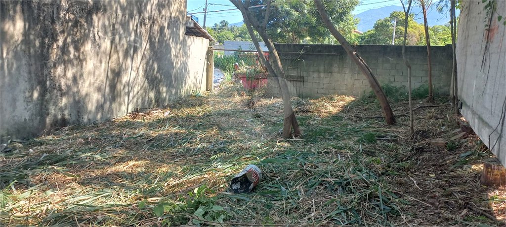 Terreno à venda no condomínio Residencial Camila, Rio de Janeiro - RJ
