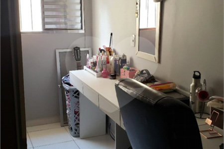 Casa à venda com 3 suítes em Cambuci, São Paulo, SP