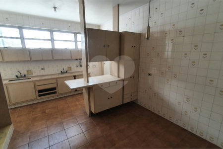 Apartamento à venda com 3 quartos, sendo 2 suítes, em Jardim Paulista, São Paulo, SP